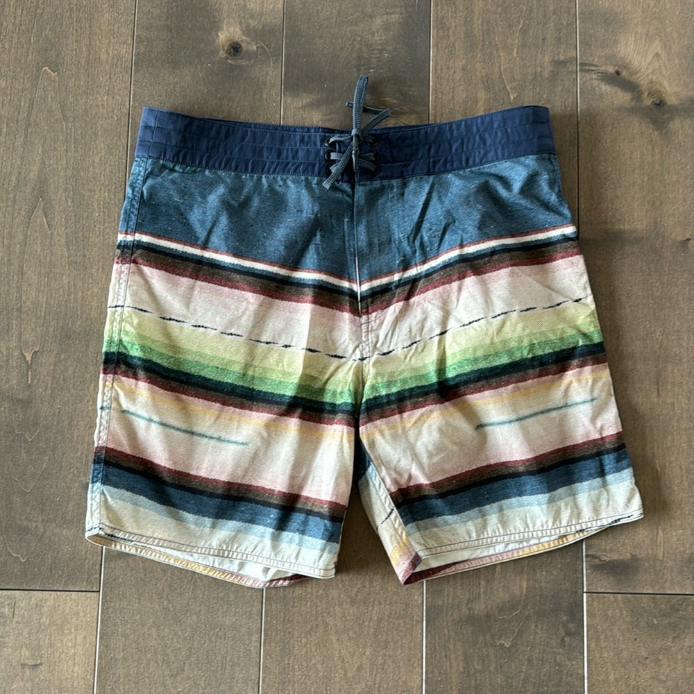 OUTERKNOWN Tasty Scallop Boardshort Trunks 7" Mens 32 Quick Dry Surf Short